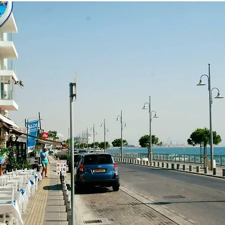 Mariko * لارنكا
